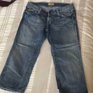 Medium wash jean capris